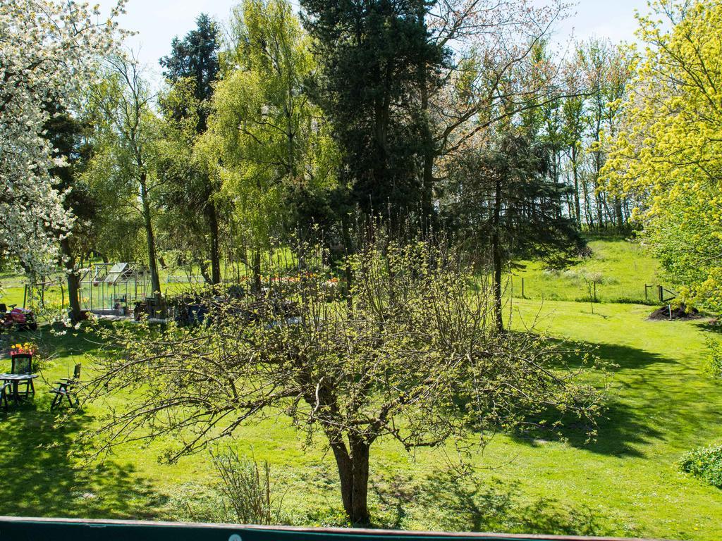 Pyttegarden Apartments Gudhjem Exterior photo