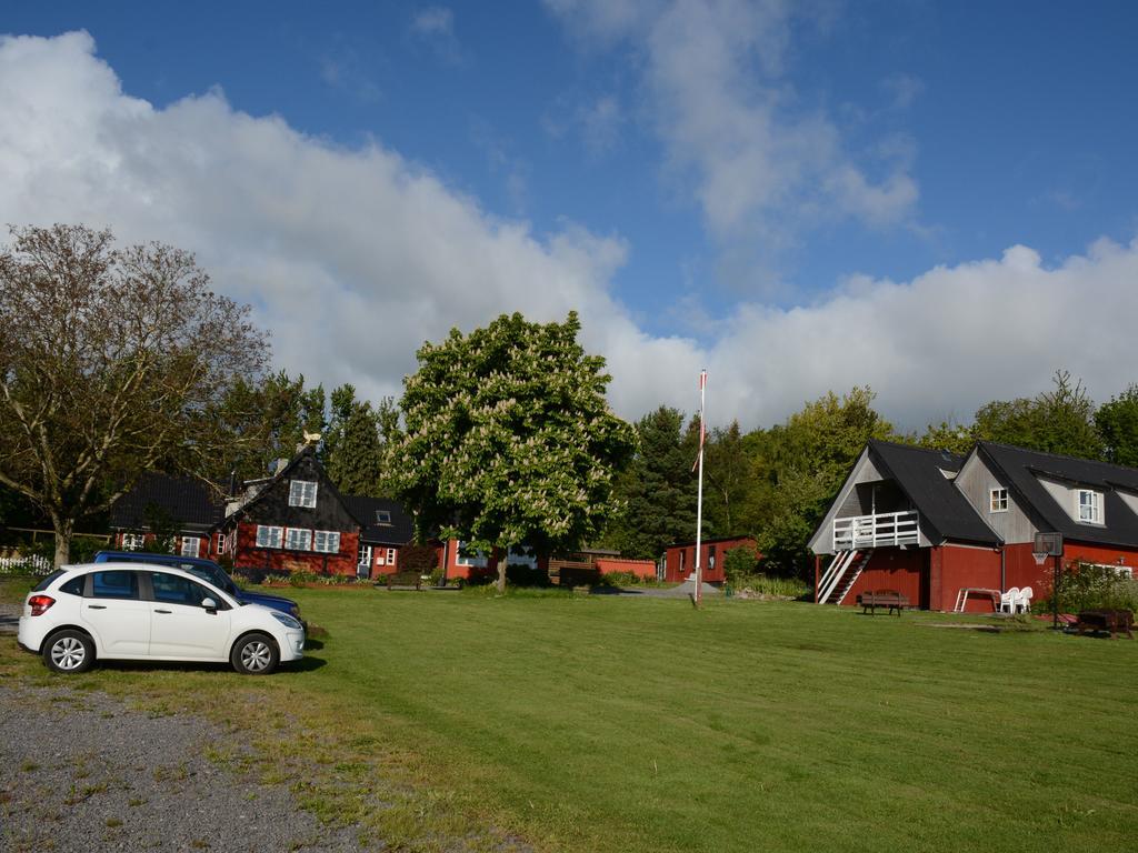 Pyttegarden Apartments Gudhjem Exterior photo